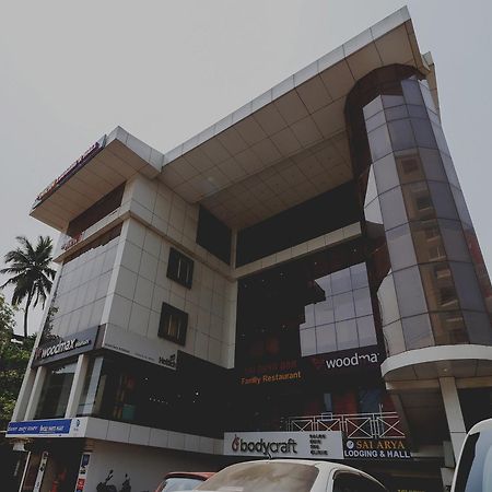 Hotel Capital O 71598 Sai Arya Residency Mangalore Exterior foto